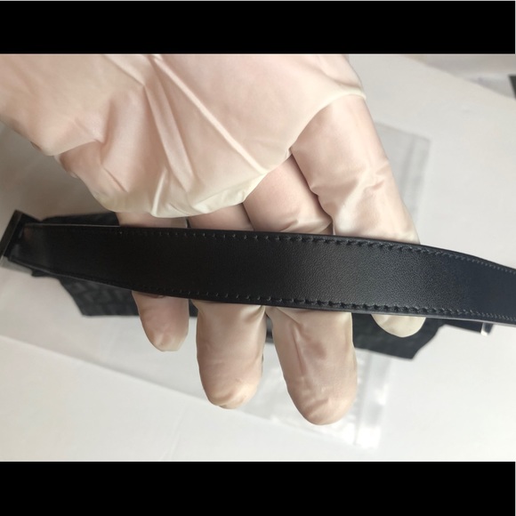 FENDI Authentic Black Zuchinno Canvas Baguette - Picture 14 of 16